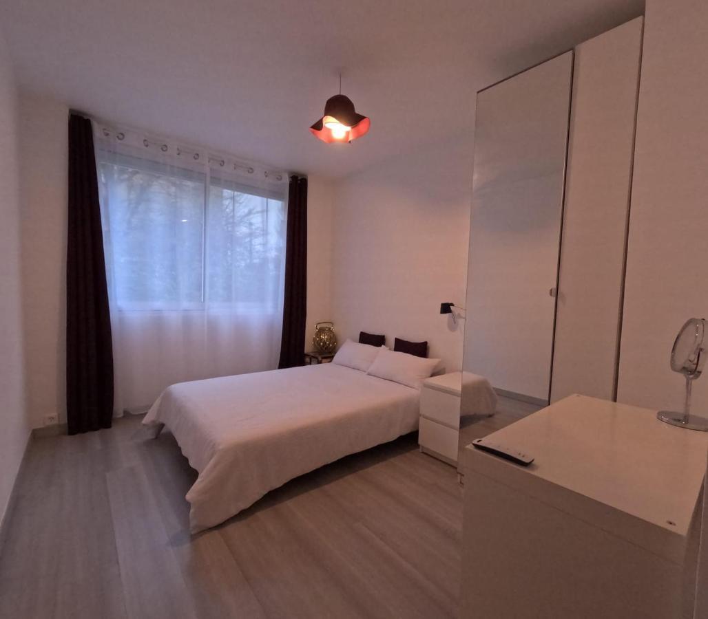 Calme Chambre Maya Bed & Breakfast Lyon Exterior foto